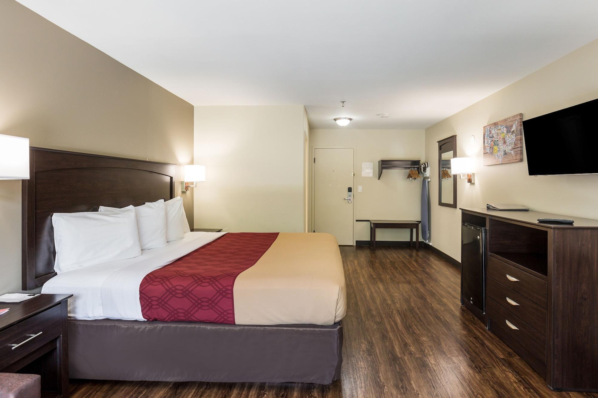Econo Lodge Stewart International Airport New Windsor Exterior photo