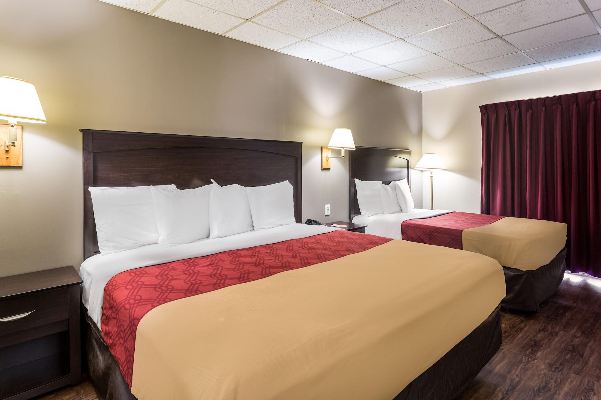 Econo Lodge Stewart International Airport New Windsor Exterior photo