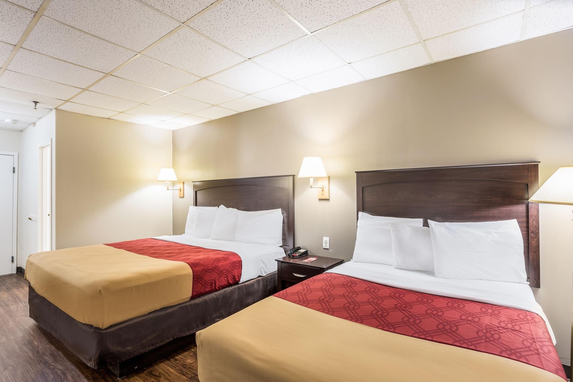 Econo Lodge Stewart International Airport New Windsor Exterior photo