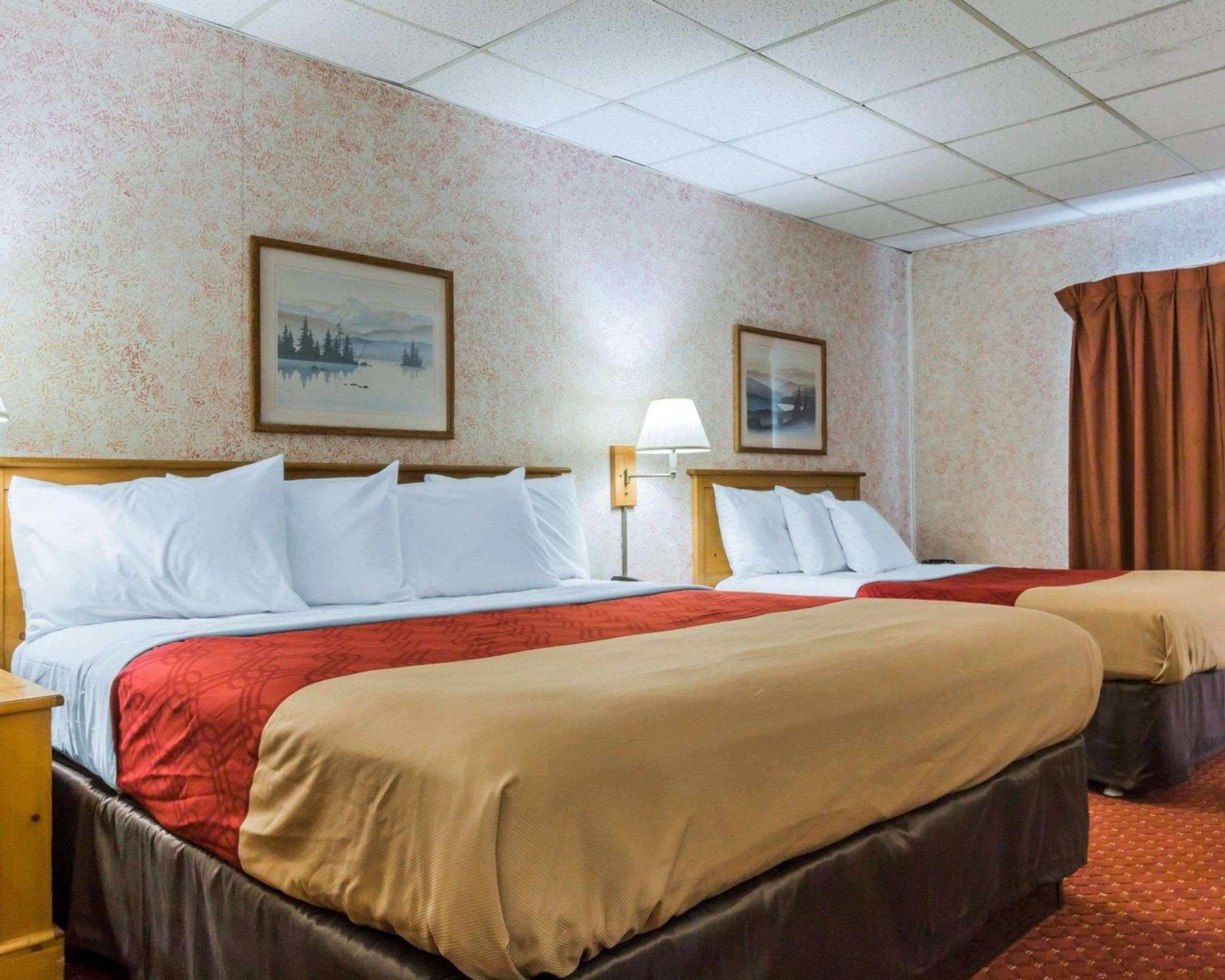 Econo Lodge Stewart International Airport New Windsor Exterior photo