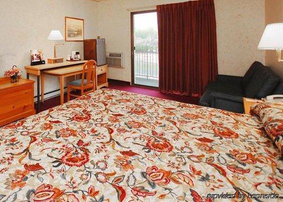 Econo Lodge Stewart International Airport New Windsor Exterior photo